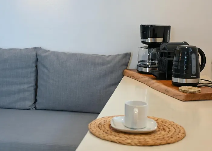 Mikro Thama * Kámbos